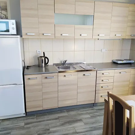 Apartmán U Rybníka Cenkov (Prague-East)