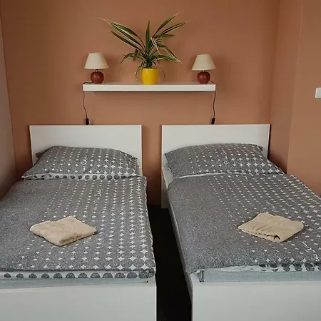 Apartmán U Rybníka *